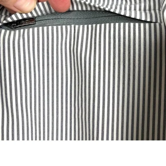 Athleta Brooklyn Textured Ankle Pant Gray and White Stripe Size 4 - Picture 8 of 10